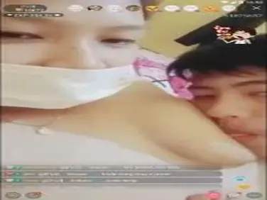Dokumentasi Peragawati Cantik Live Bersantai Kasur
