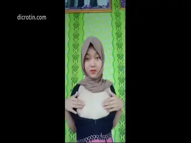 Dokumentasi Ukhti Hijab Mulus Live Kasur