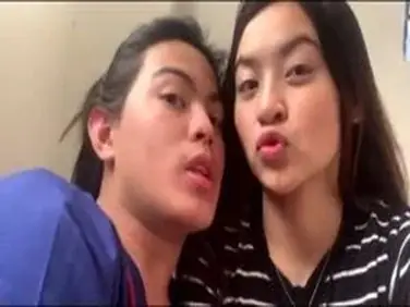 Gadis Cantik Pasrah Goyang Kasur Kost Pacar